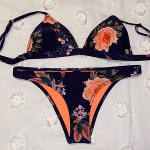 triangl swimsuit size small++/med floral